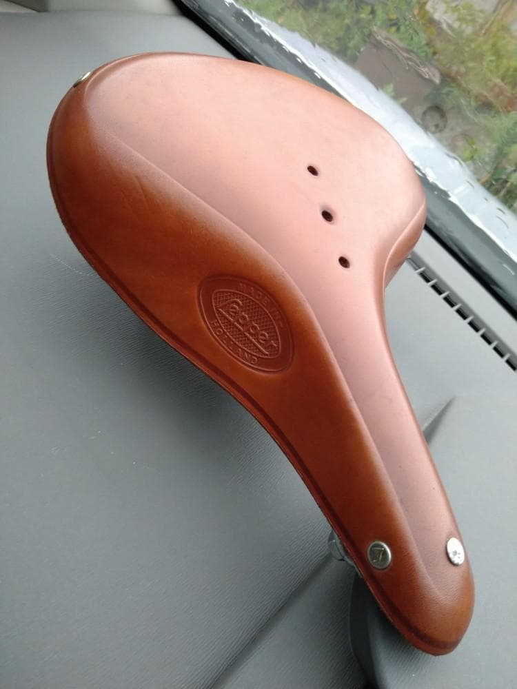 1日限定価格★Lepper 本革 サドル　レッパー レザー