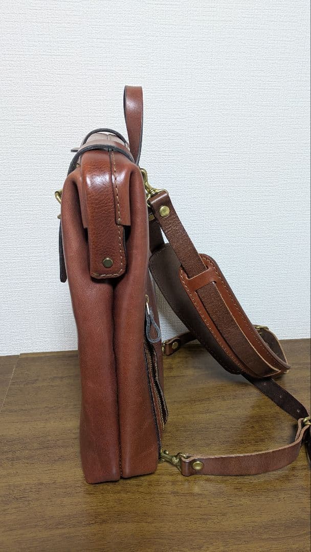 HERZ レザーリュックサック ブラウン