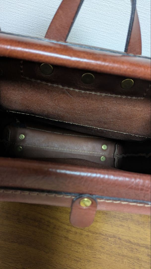 HERZ レザーリュックサック ブラウン