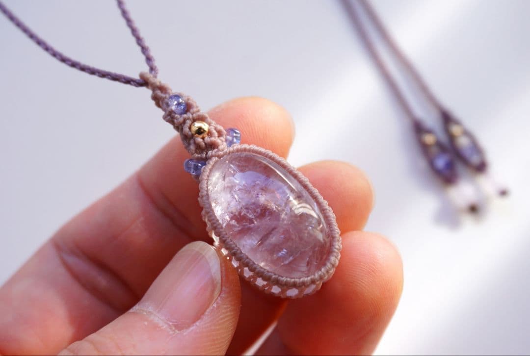 ピンクアメジスト　タンザナイト　マクラメ　ネックレス