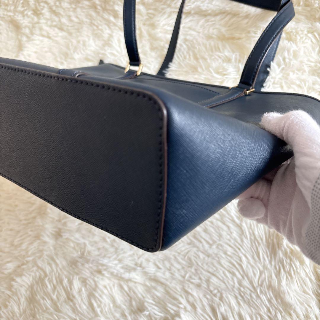 ✨マイケルコース トートバッグ ネイビー A4 チャーム付き ビジネスバッグ