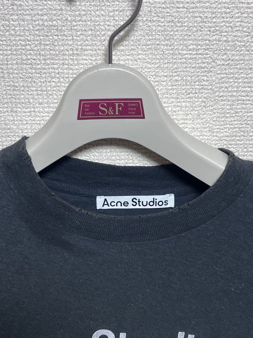 Acne Studios ロゴL/S Tシャツ