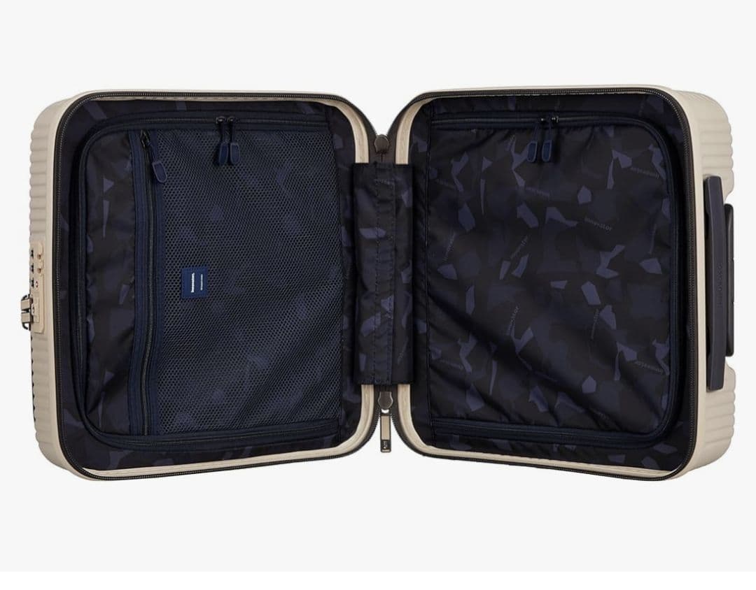 【新品】かわいい✨Innovator スーツケース バニラ色 機内持込 33L