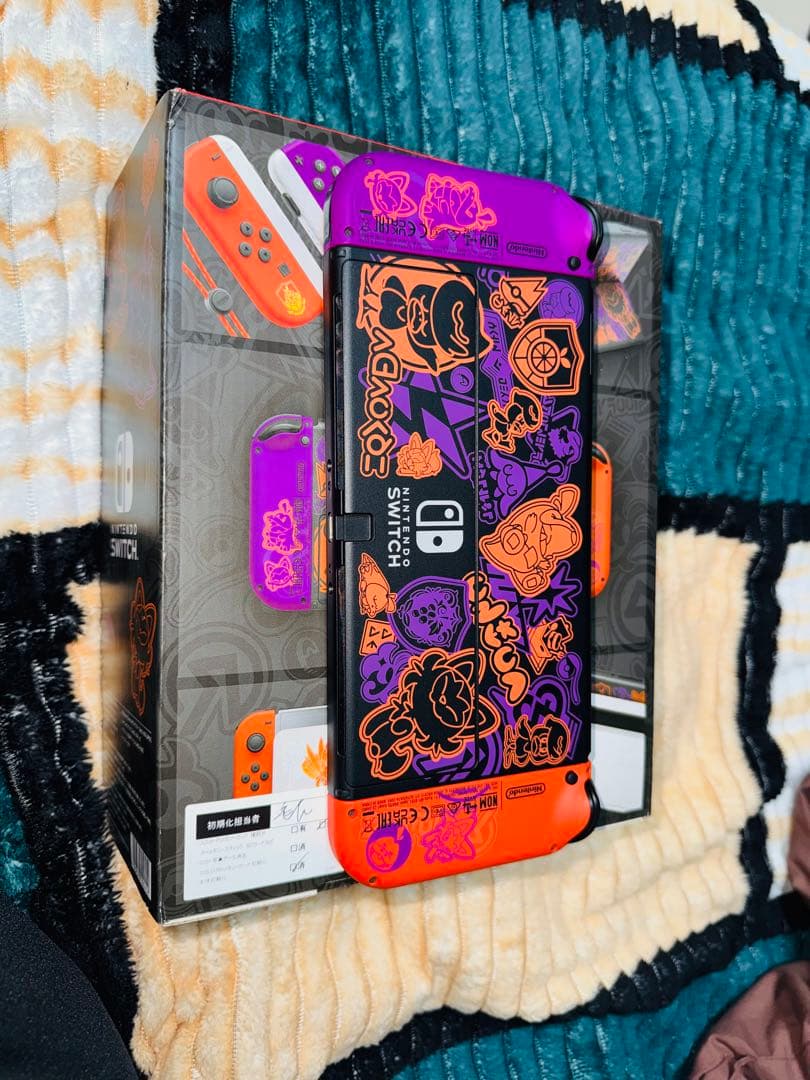 Nintendo Switch オレンジと紫のカスタムデザインポケモンビァシヨン