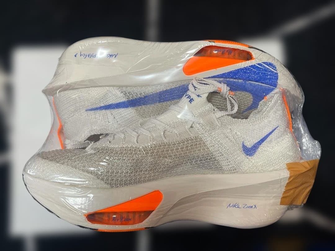 Nike ZoomX シューズ ホワイト/オレンジ/ブルー