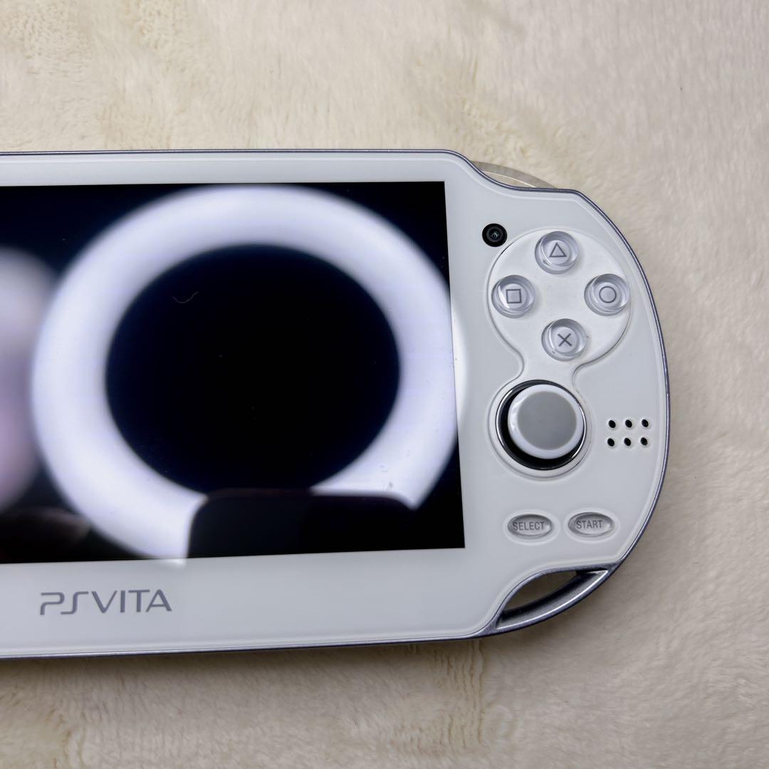 【極美品】希少色 PSVITA PCH-1100 クリスタル・ホワイト