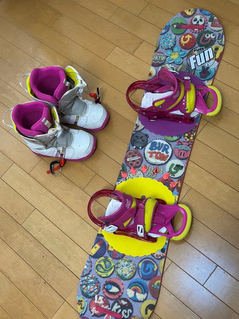BURTON キッズスノーボードセット　キッズウェアMサイズ ピンク チェック柄