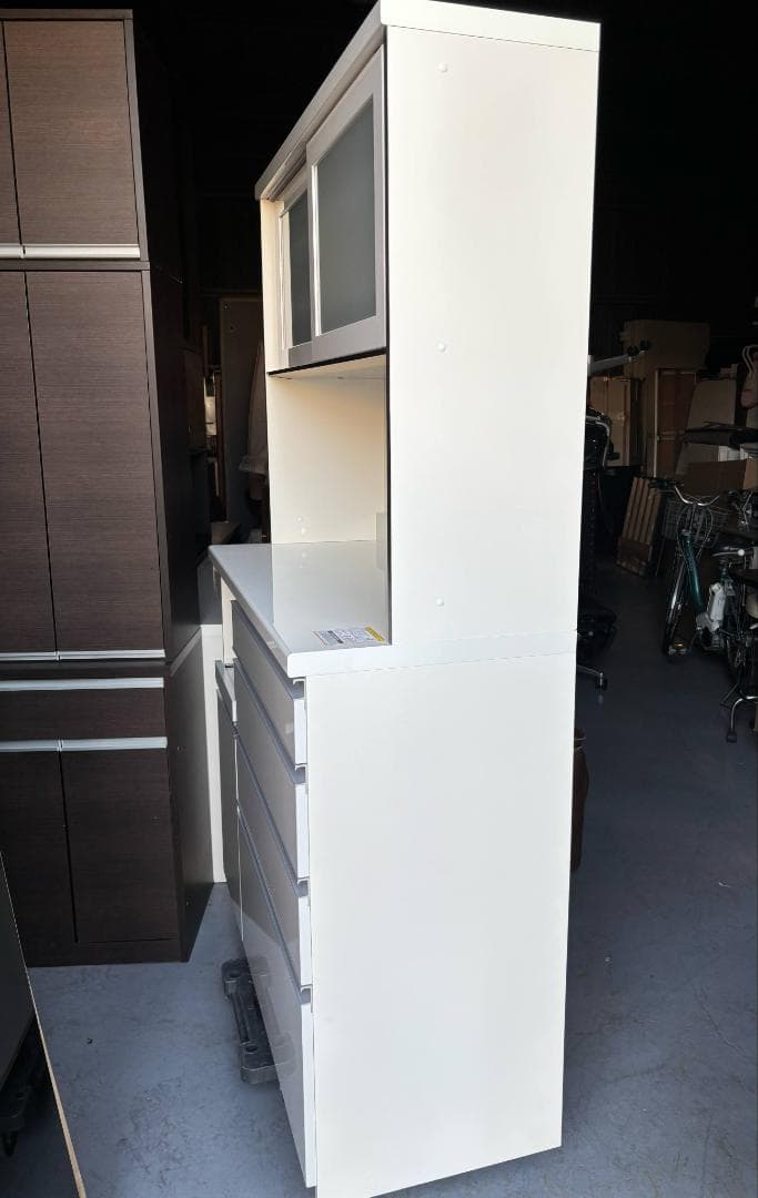 ひよこ( ・θ・) 最高級 PAMOUNA キッチンボード食器棚 Used