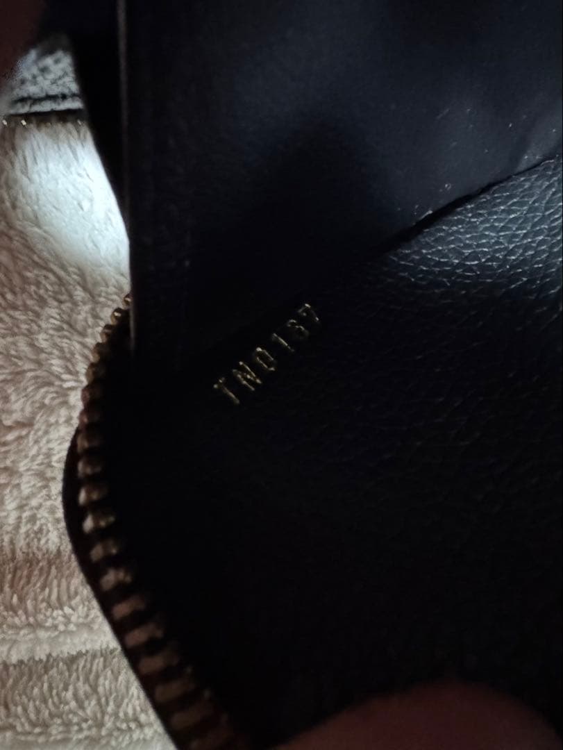 良品　正規品　ルイヴィトン　アンプラント　ジッピーウォレット　ノワール