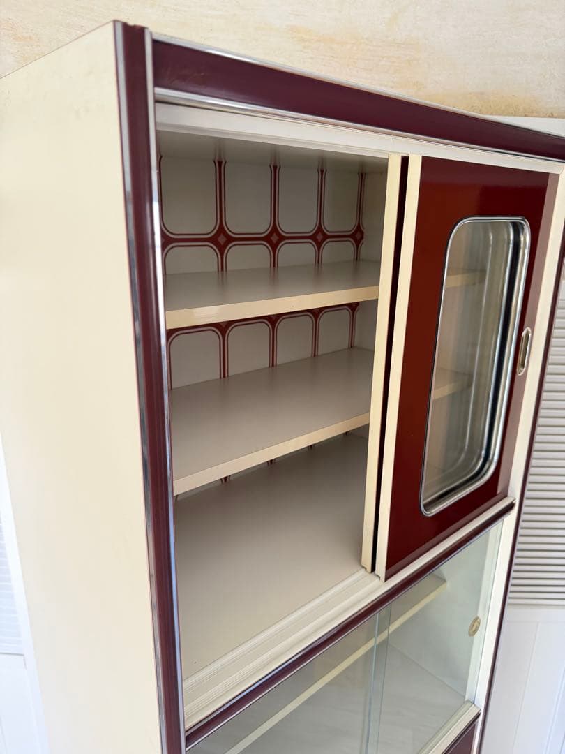 sion 昭和レトロ レトロポップ 食器棚 ガラスキャビネット 木製