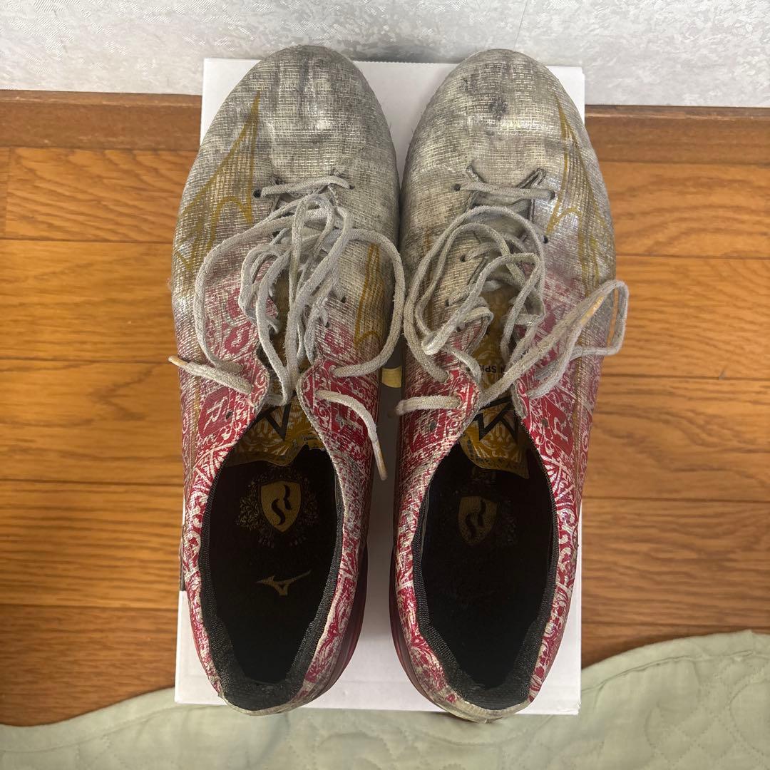 ラモス限定スパイク　赤白黄　スパイク