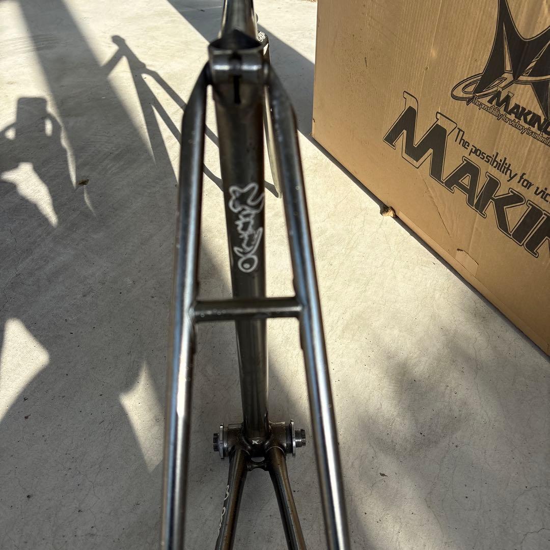 キヨ　ミヤザワフレーム メタリックグレー