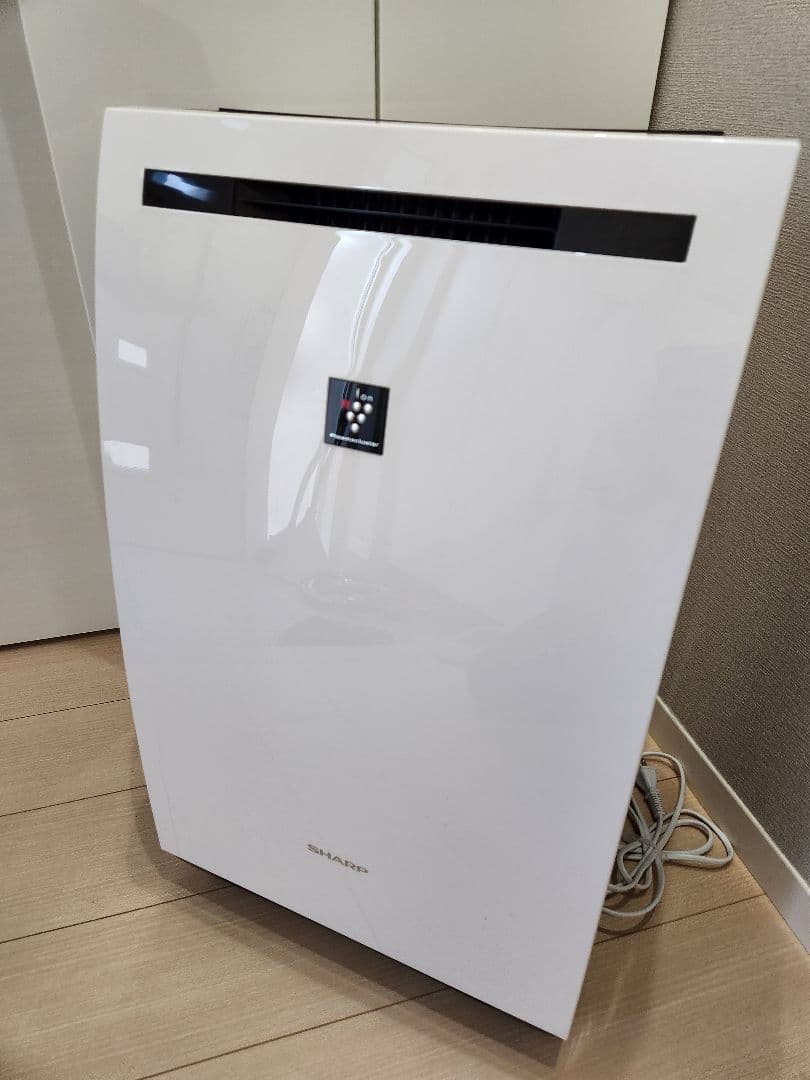 美品　SHARP 2022年製 除加湿空気清浄機 KC-HD70-W