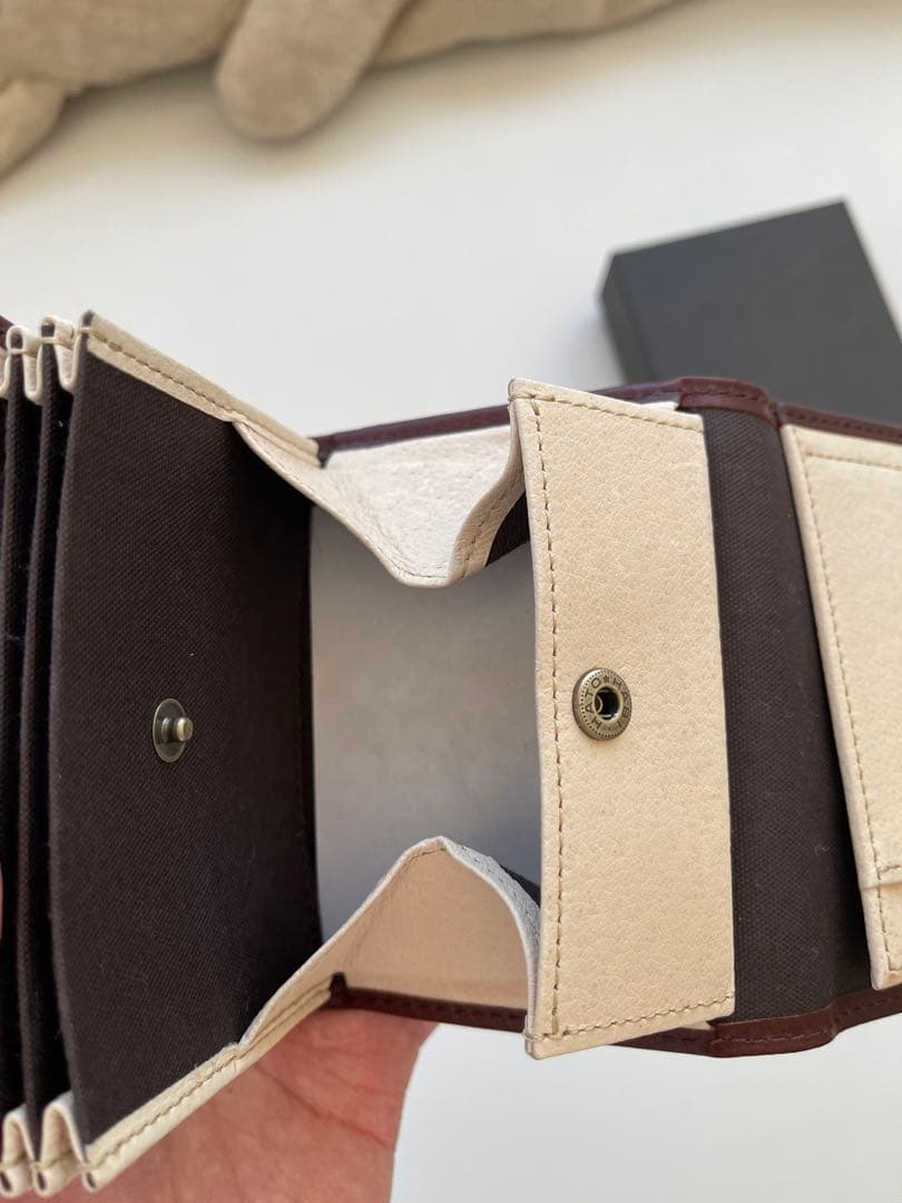 エムピウ m+ millefoglie 2P25 タバコ×ベージュ