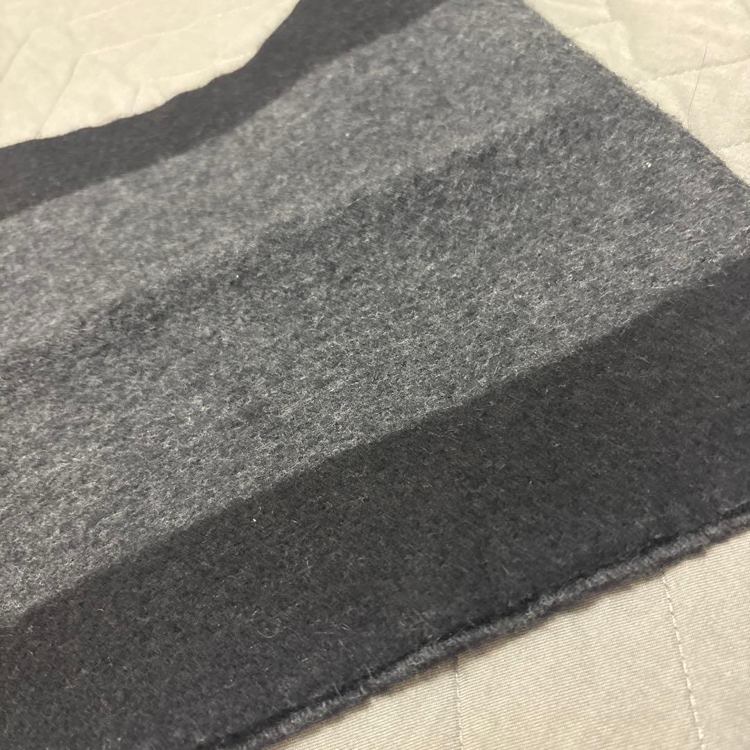 Louis Vuitton モノグラム エシャルプ マフラー グレー/ブラック