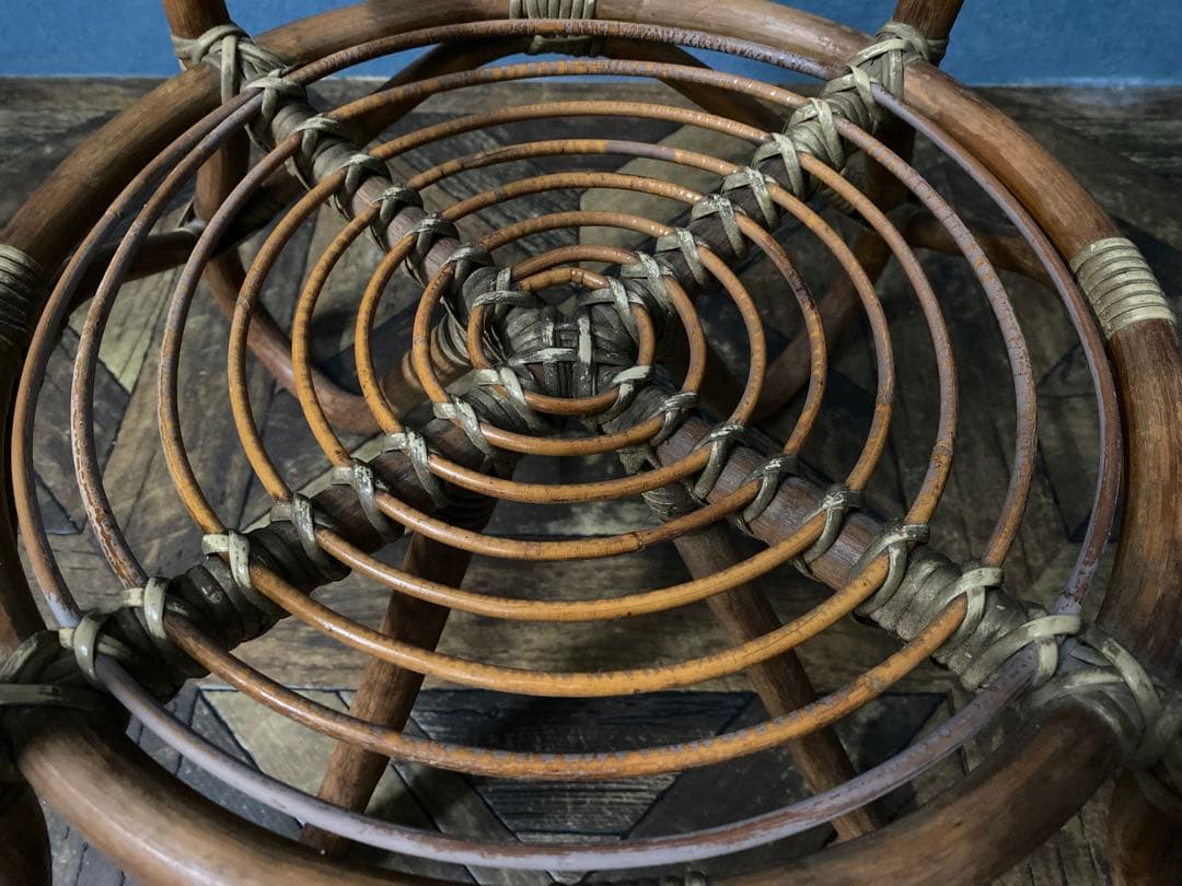 ラタン ガラステーブル 昭和レトロ 当時物 籐 インテリア アンティーク 丸