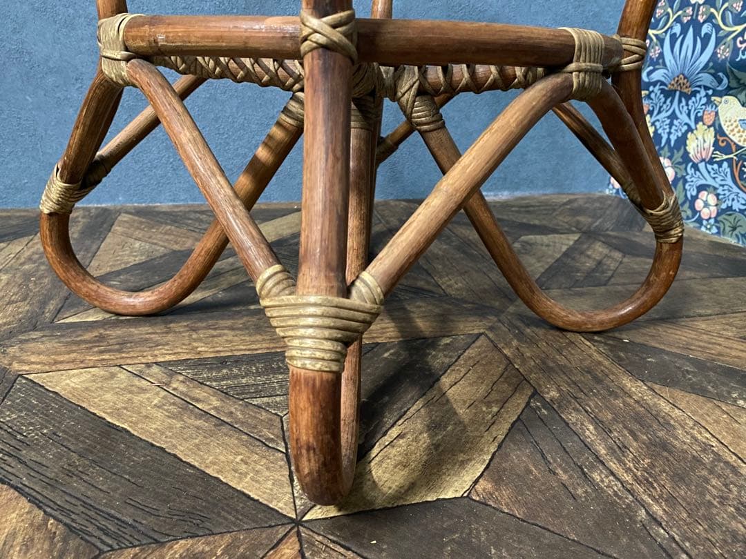 ラタン ガラステーブル 昭和レトロ 当時物 籐 インテリア アンティーク 丸