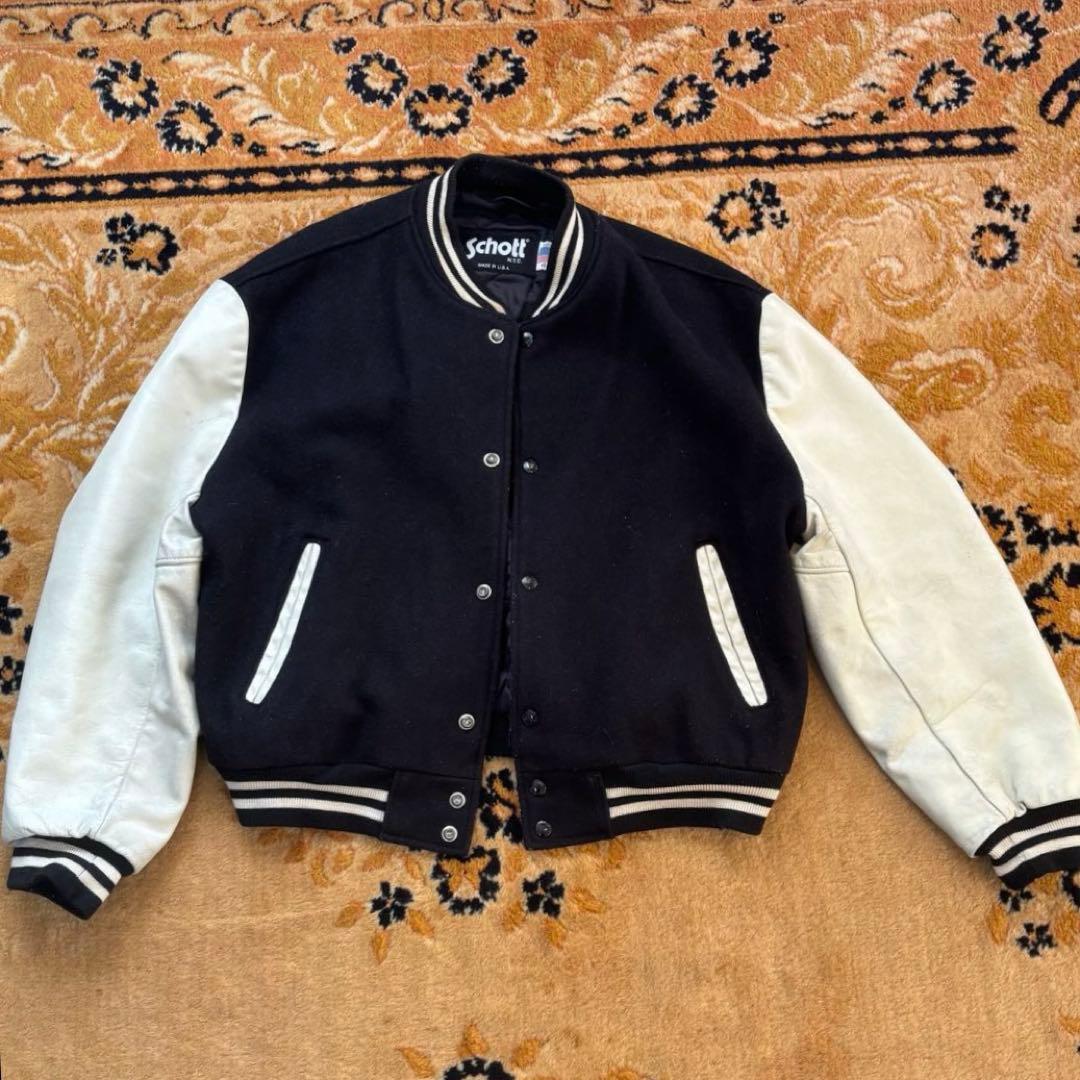 Schott スタジャン