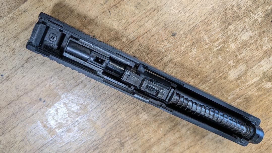 東京マルイ　グロック22 ガスブローバック 動作OK 管理No.188