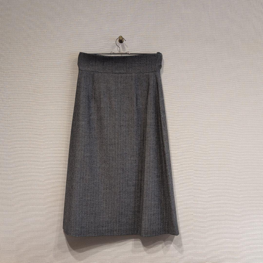 アドーア　 フレアスカート