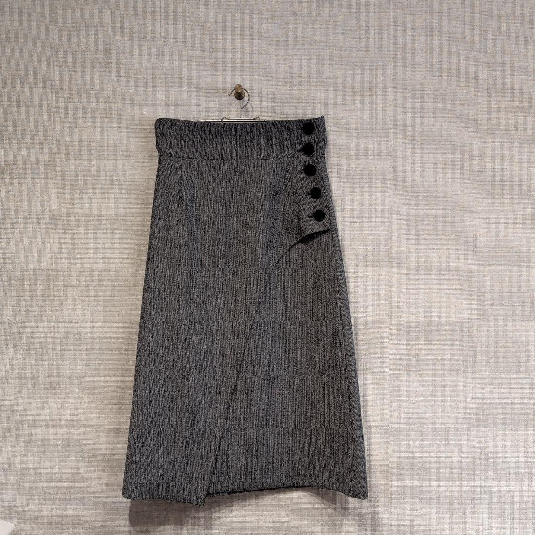 アドーア　 フレアスカート