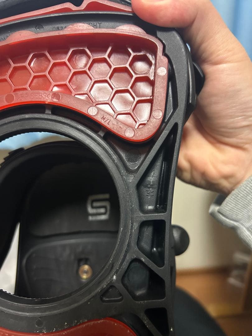 SALOMON スノーボード　ビンディング Mサイズ