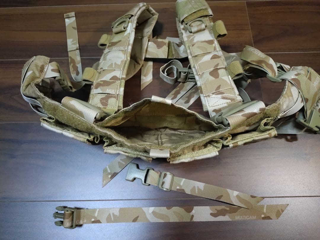 個人装備 VOLK LOWPROFILE CHESTRIG / SUDDEN