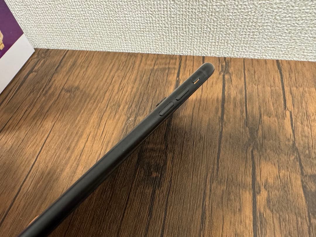 iPhoneXR本体 ライトニングケーブル付き