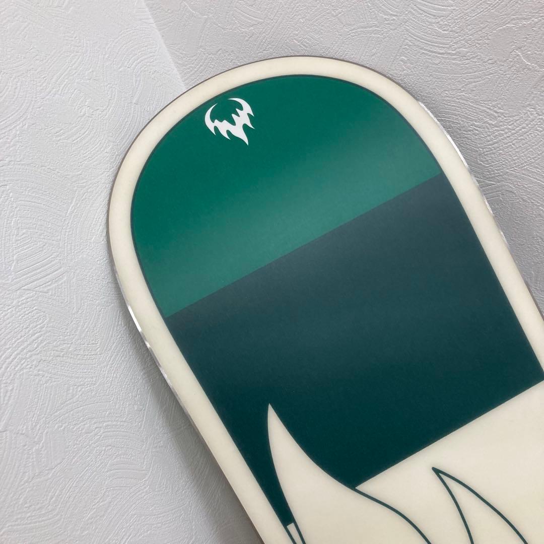 美品✨NOVEMBER ART OF TRICK 142cm スノーボード⭐︎