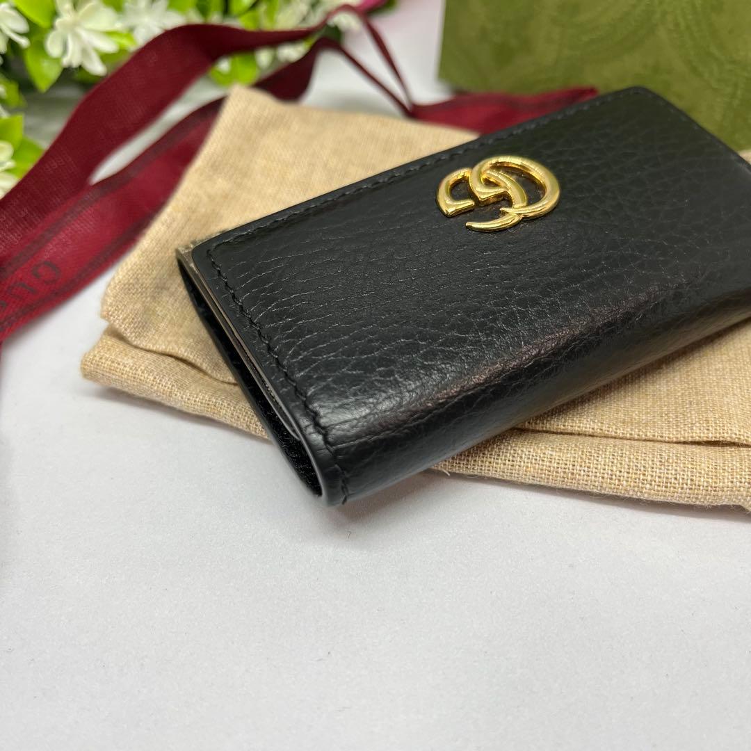 美品 GUCCI GGマーモント レザー 6連 キーケース 付属品あり