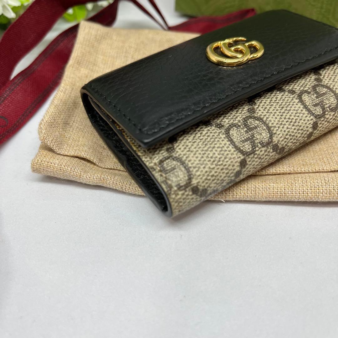美品 GUCCI GGマーモント レザー 6連 キーケース 付属品あり