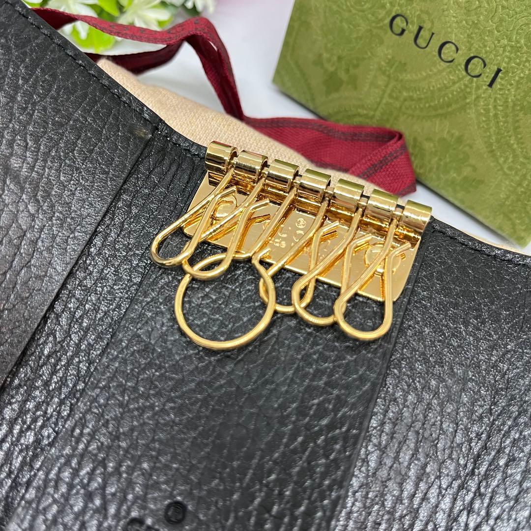 美品 GUCCI GGマーモント レザー 6連 キーケース 付属品あり