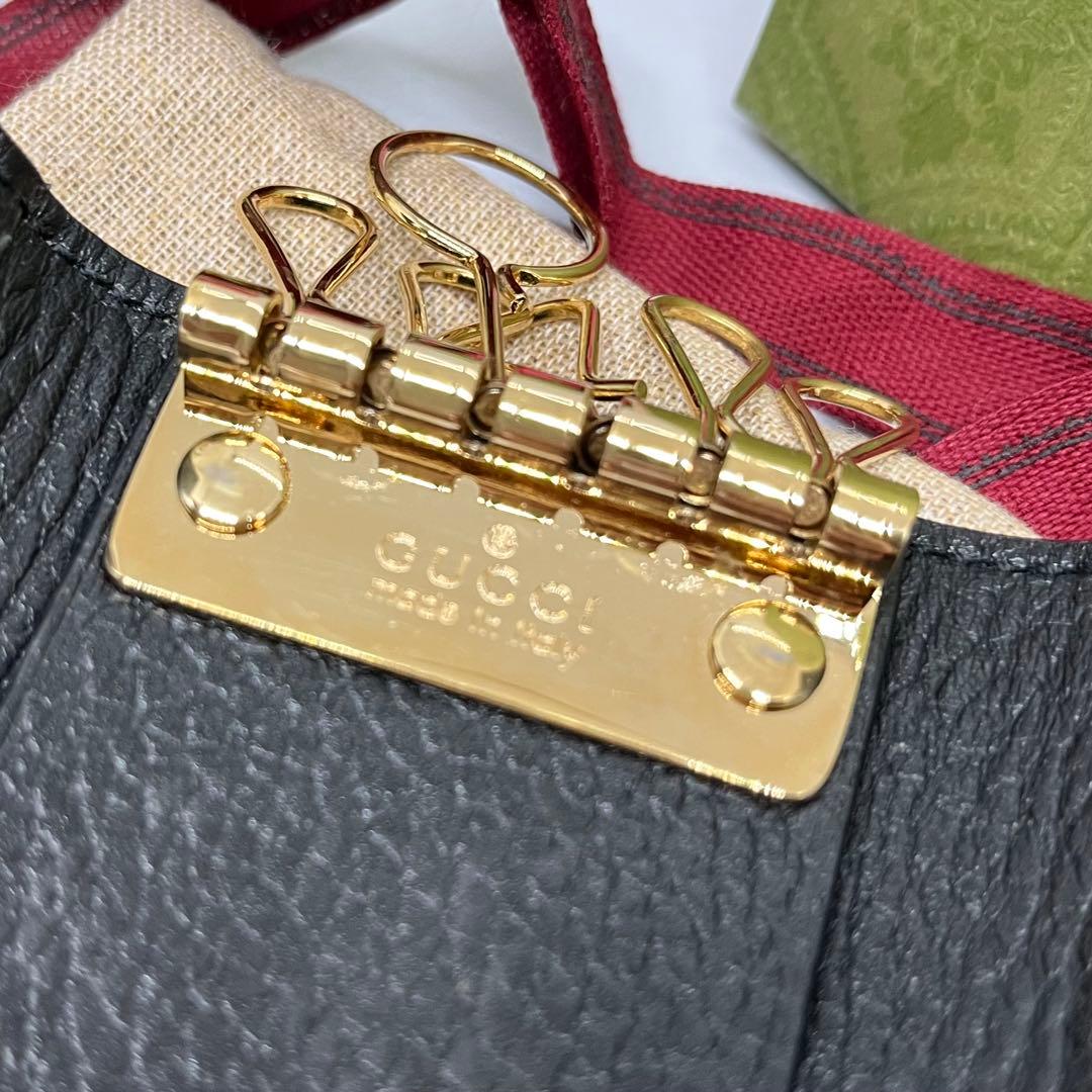 美品 GUCCI GGマーモント レザー 6連 キーケース 付属品あり