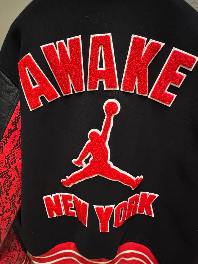Jordan Awake NY Varsity Jacket スタジャン