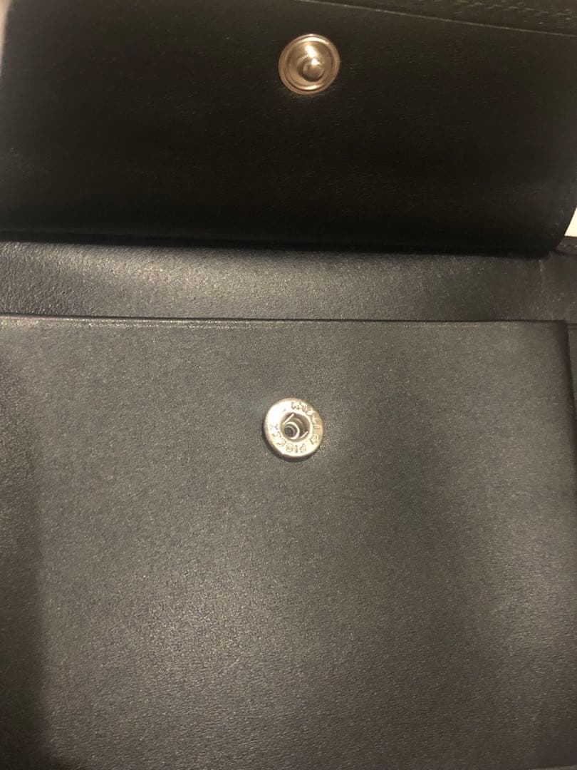 美品　Giorgio Armani 二つ折り財布 黒 箱付き