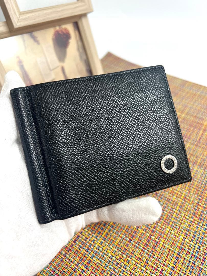 ✨極美品✨BVLGARIブルガリ　マネークリップ　ブルガリマン　札入れ　レザー