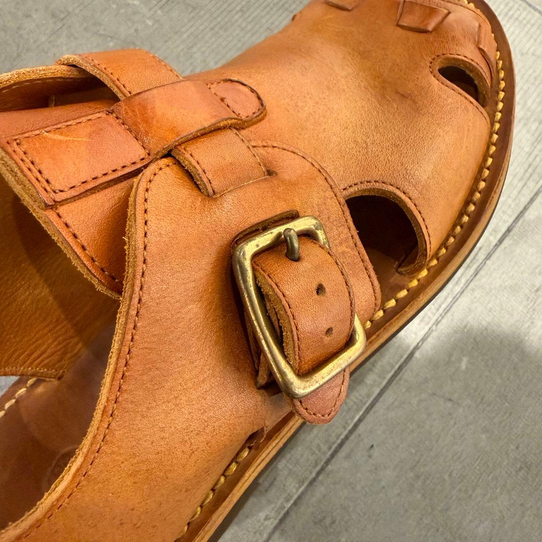 【美品】SUS-SOUS（シュス） ／ BELTED SANDALS