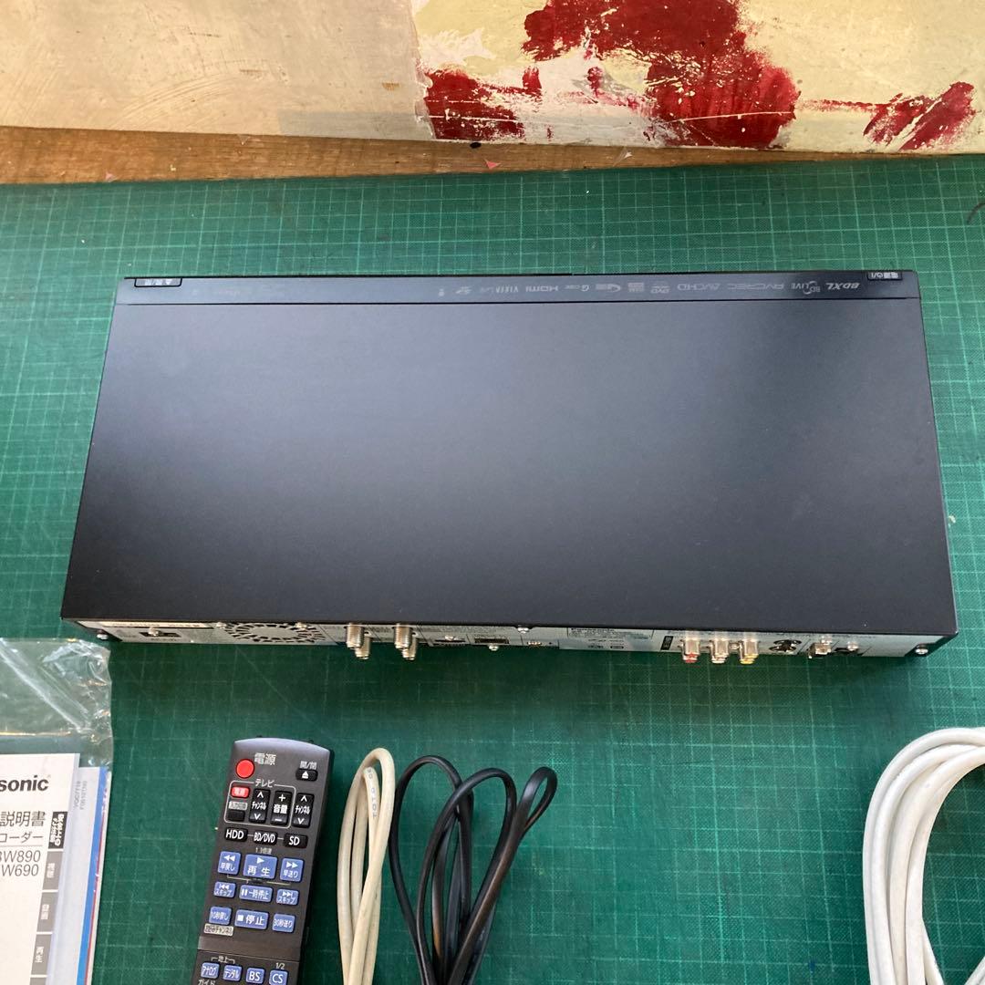 カ*ズ様 Panasonic DMR-BW690 ブルーレイ 500GB ケーブ