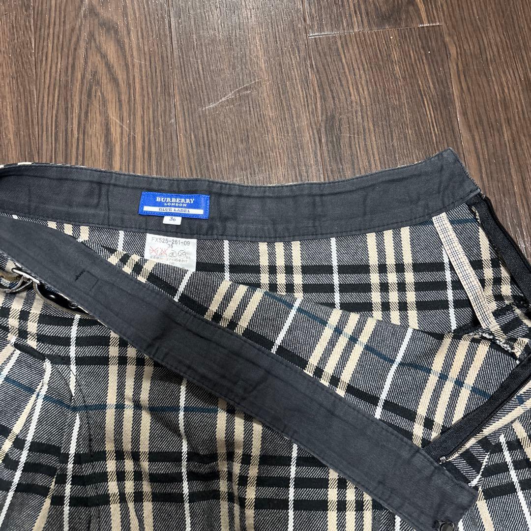 Burberry Blue labelチェック柄プリーツスカート