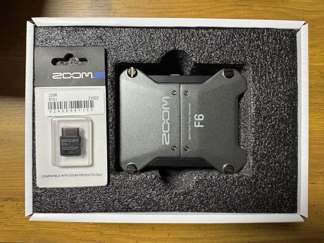 ZOOM F6 マルチトラックフィールドレコーダー