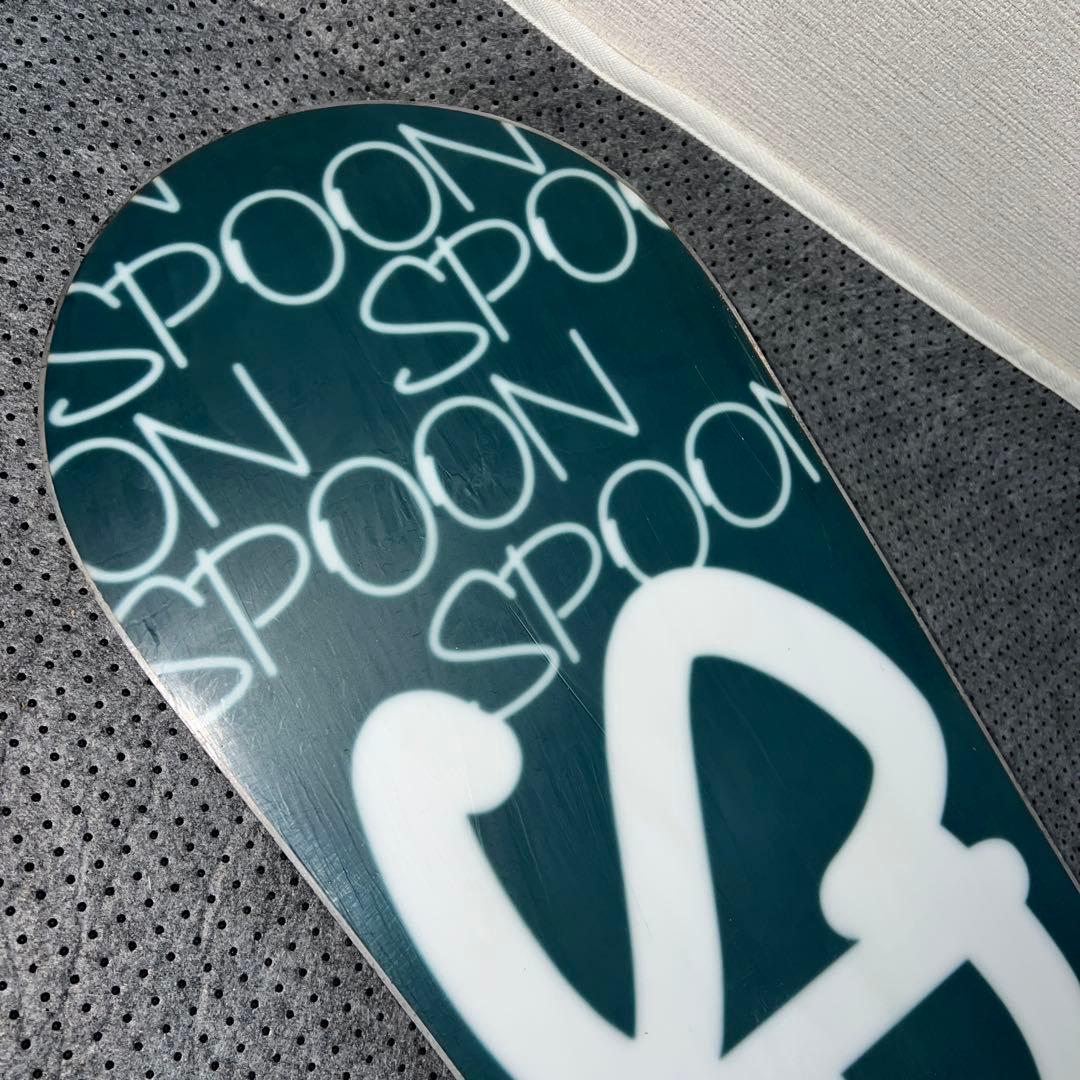 ５回使用 キッズスノーボード 130cm SPOON×バイン×ダイヤルブーツ