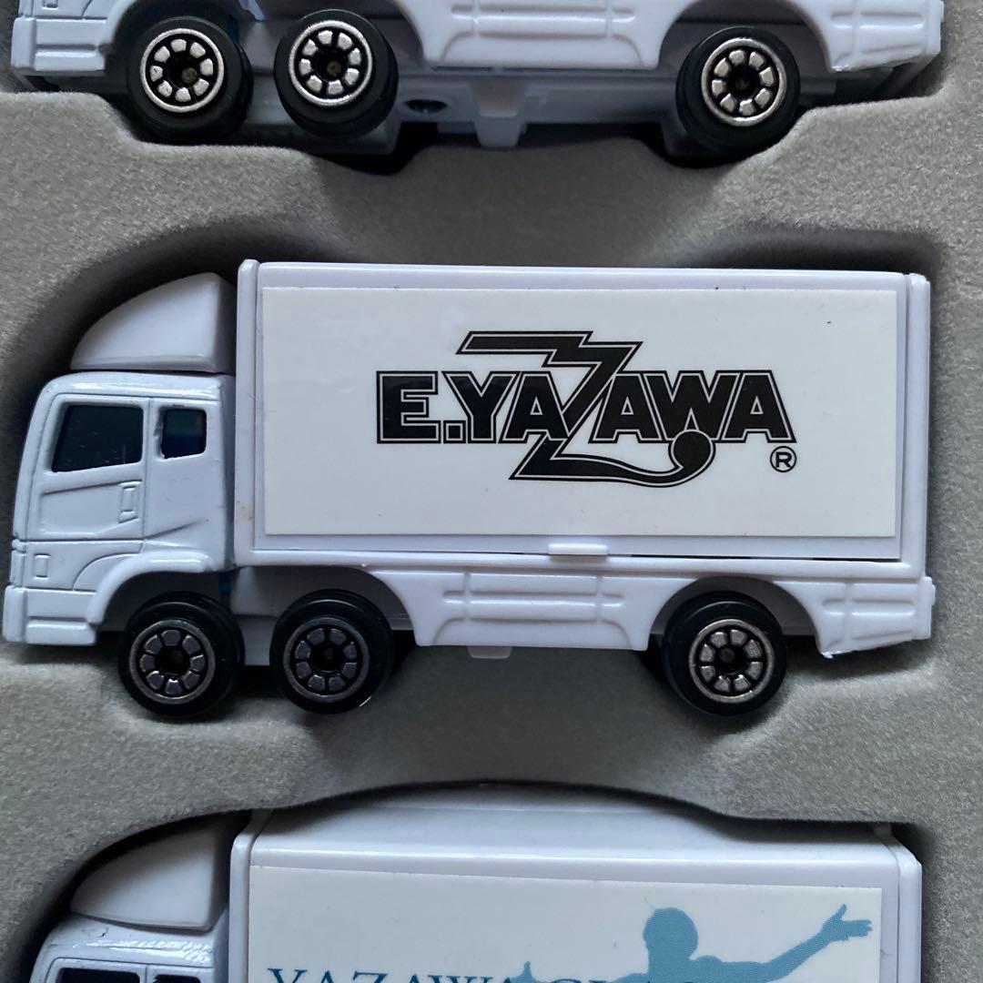 t*2様 最安値　未使用に近い美品！矢沢永吉　歴代ツアーミニトランポ20台セット