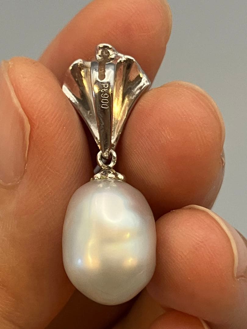 PT900 南洋真珠　プラチナ　ペンダント　ネックレストップ