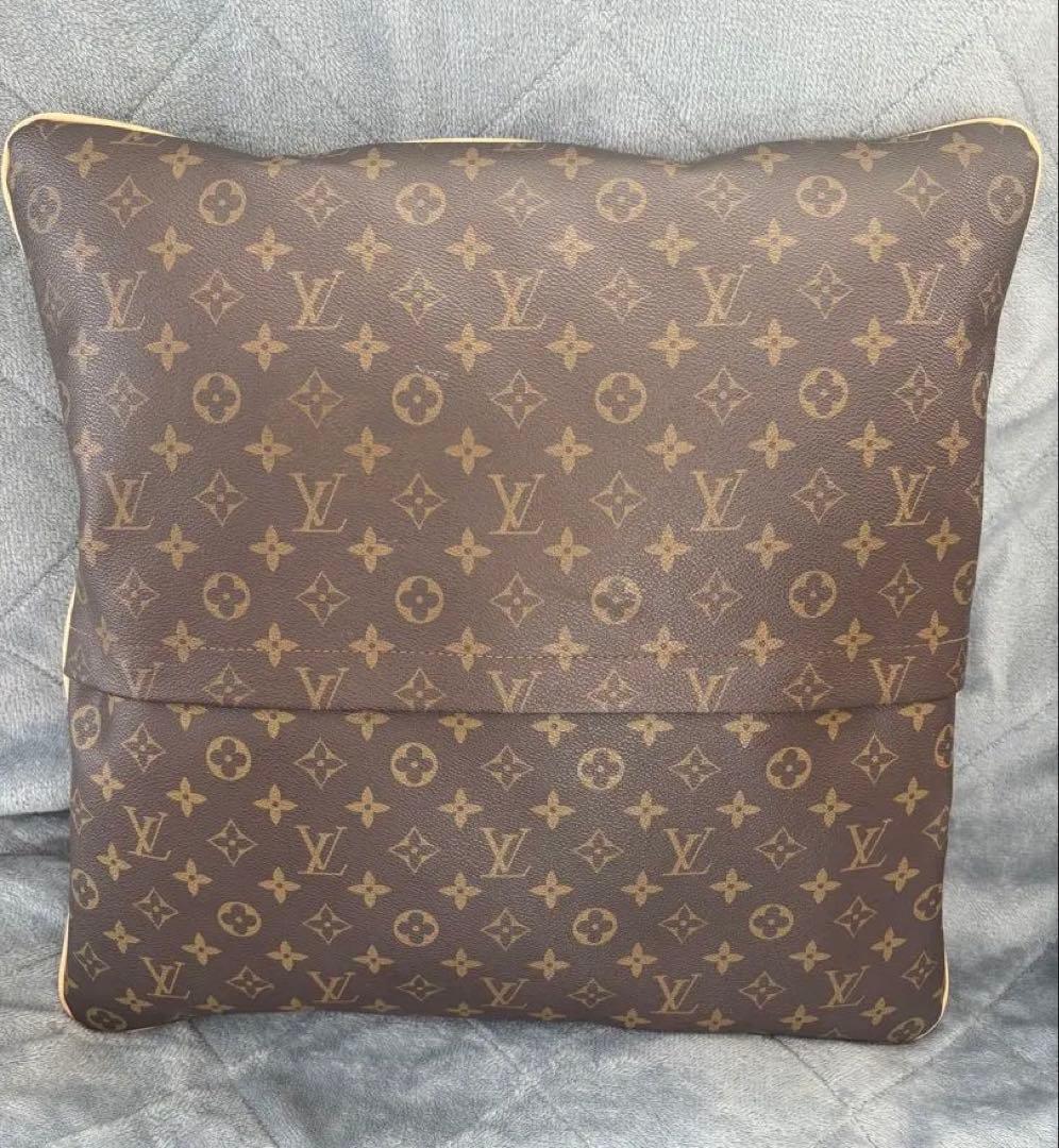 激レア物　ヴィンテージ　ルイ・ヴィトン モノグラム レザー　クッション カバー