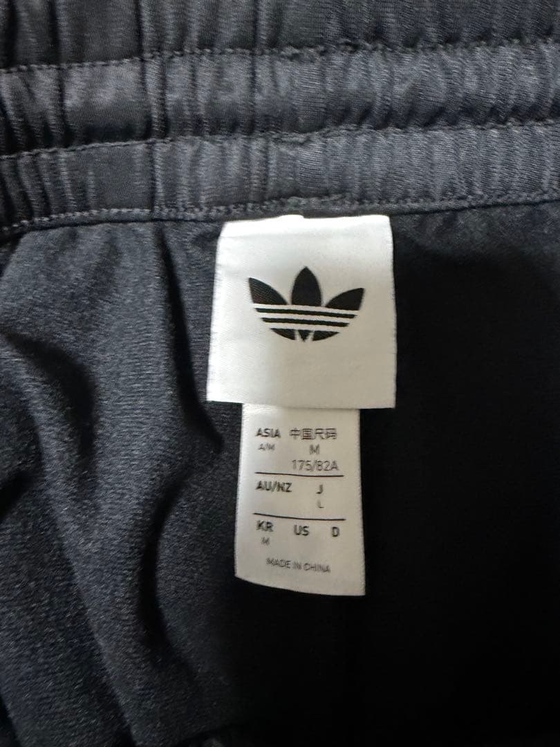 adidas×oasis コラボジャージセットアップ