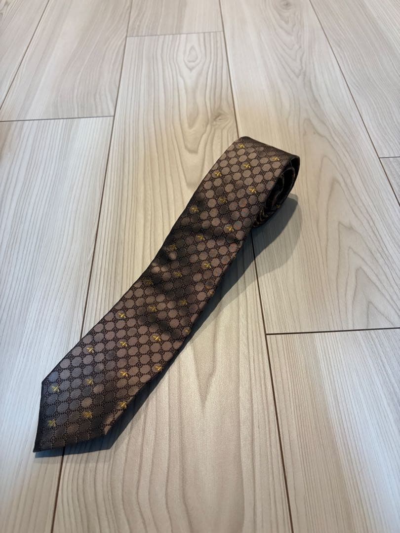 ★値下げ★Gucci ブラウン ネクタイ ハチ模様 GG柄