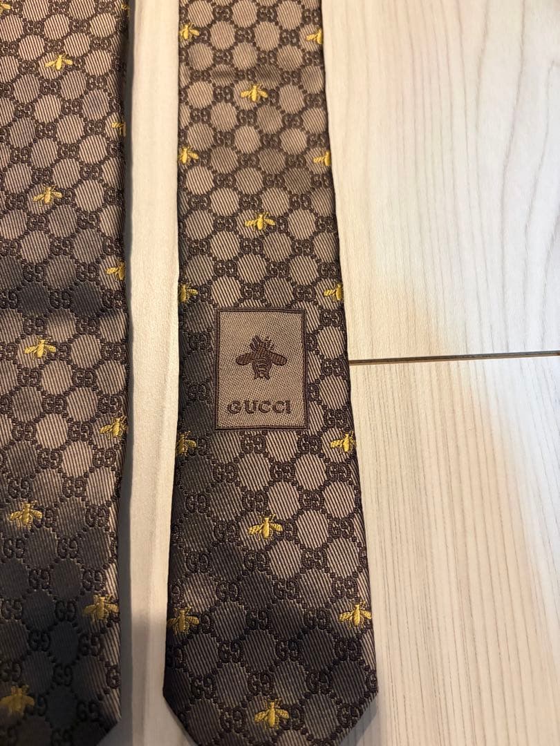 ★値下げ★Gucci ブラウン ネクタイ ハチ模様 GG柄
