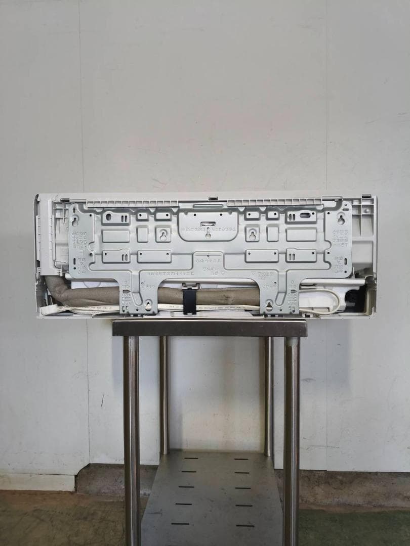 エアコンRAS-XK56L2 W (18畳・単相200V) メガ暖白くまくん