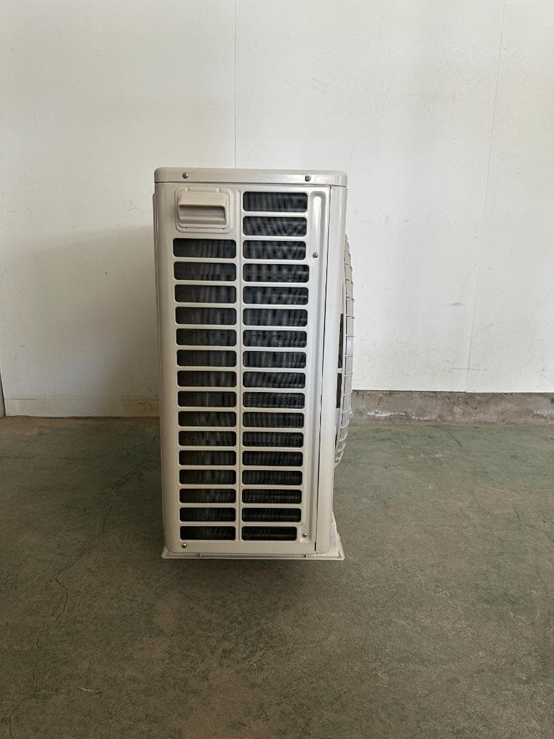 エアコンRAS-XK56L2 W (18畳・単相200V) メガ暖白くまくん