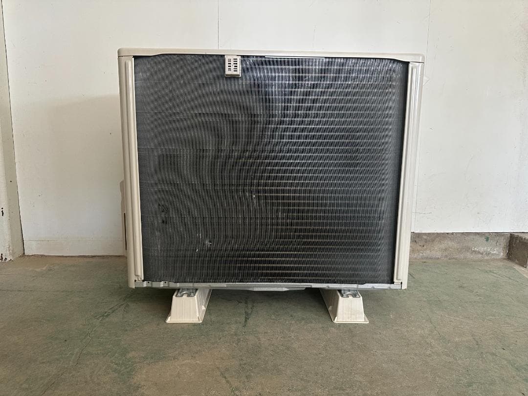 エアコンRAS-XK56L2 W (18畳・単相200V) メガ暖白くまくん